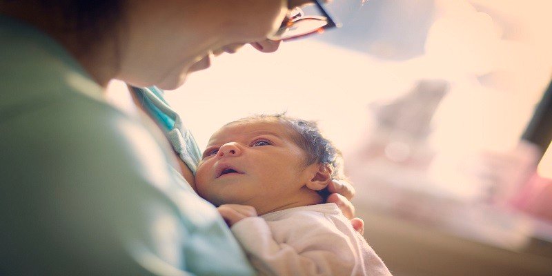 Ultimate Guide To Choose The Best Night Light For Your Baby