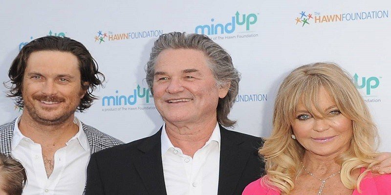 Who Are Oliver Hudson'S Parents