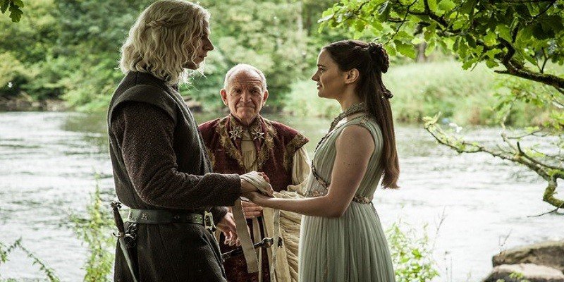 Who Is The Mad King'S Parents