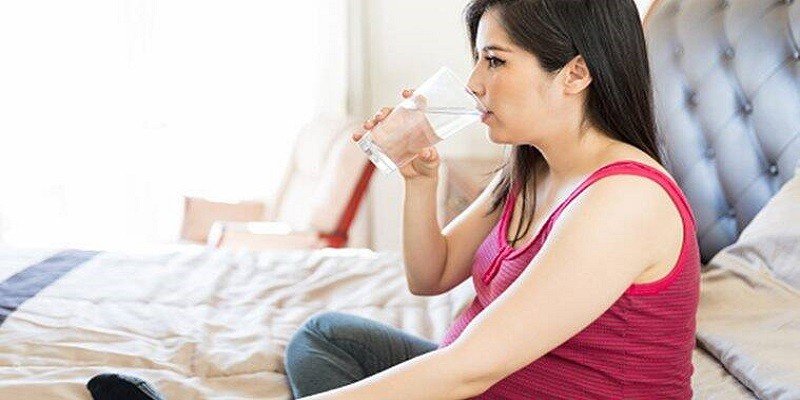 Can A Breastfeeding Mother Drink Cold Water
