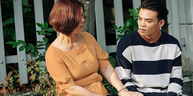 How To Tell Your Parents You Have A Girlfriend