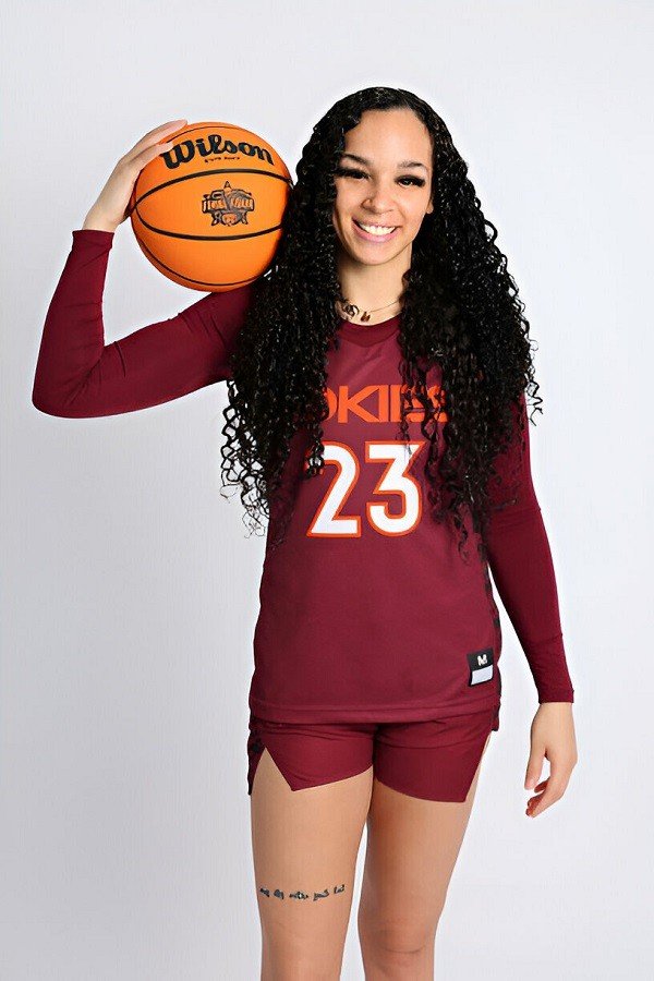 Kayana Traylor Career