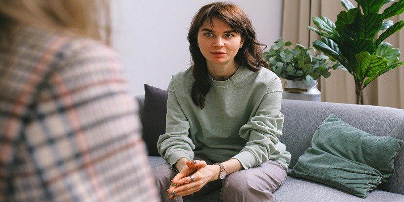 Knowing when to see a therapist for depression