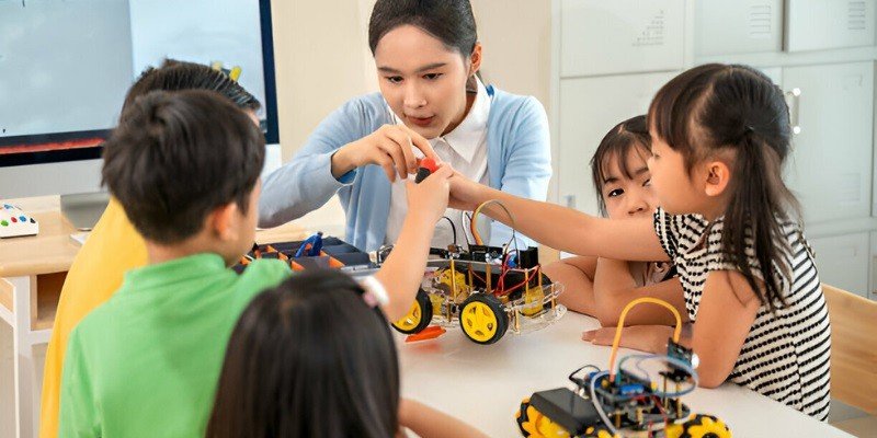 Are Activity Centers Good For Babies