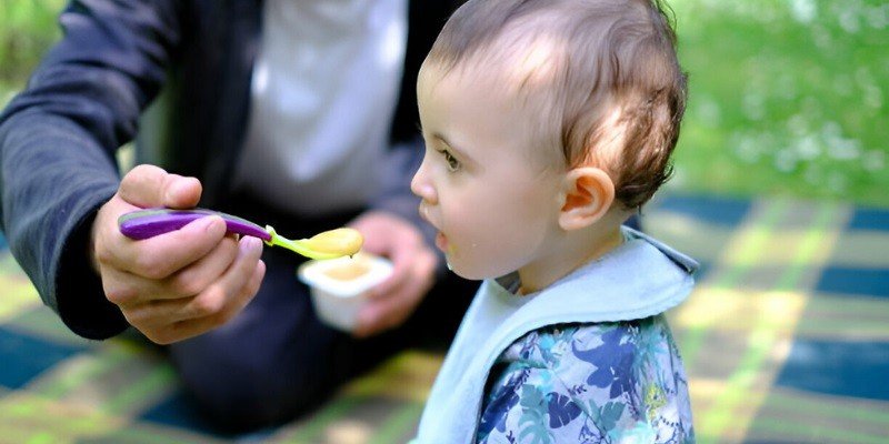 Can Babies Have Applesauce